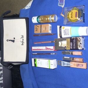 Multiples Women Makeup Concealer Set with Neutral Shades NOW ONLY $40